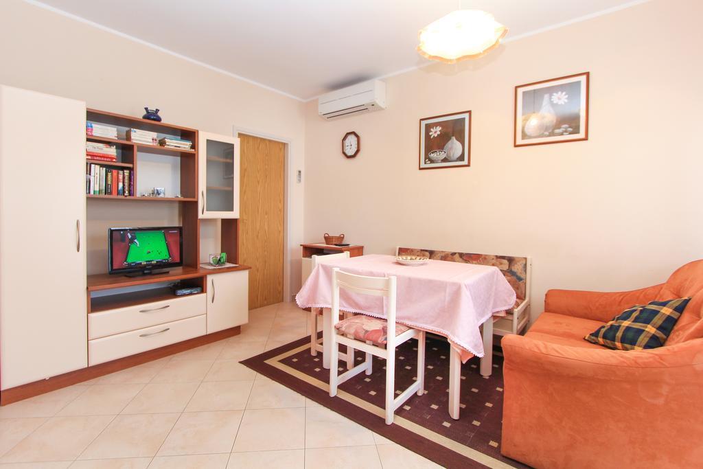 Apartments Silvia Porec Luaran gambar