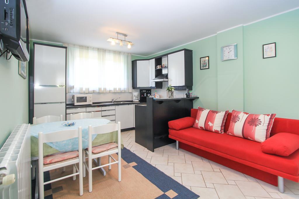 Apartments Silvia Porec Luaran gambar