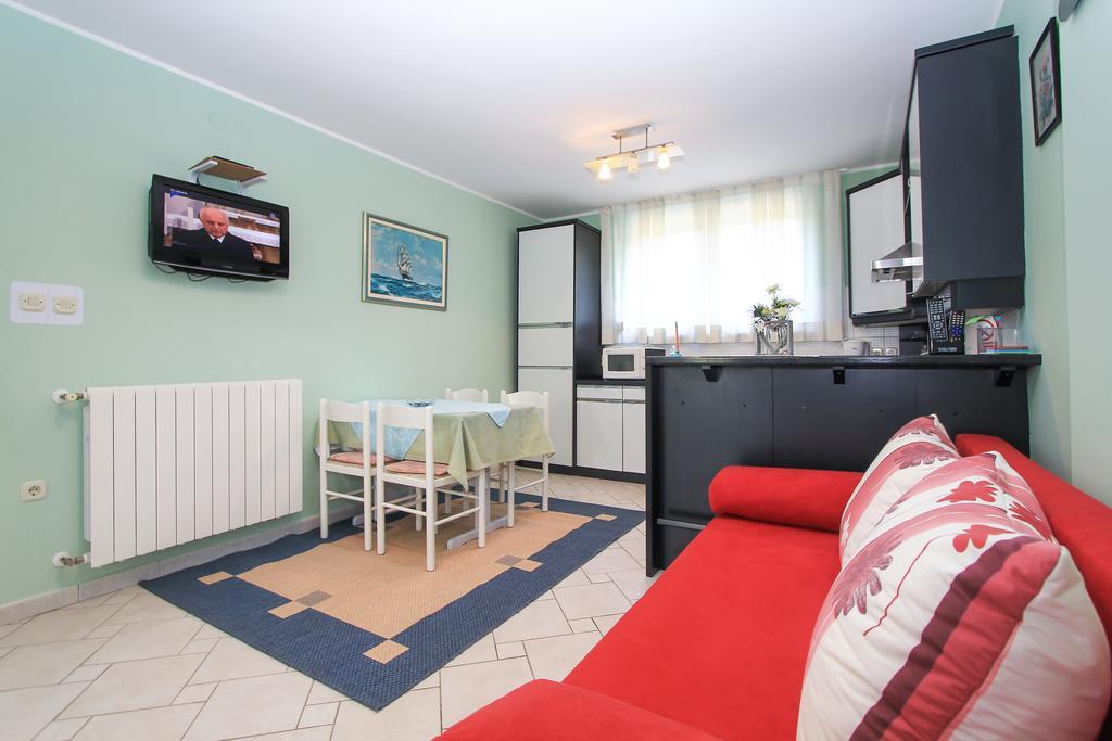 Apartments Silvia Porec Luaran gambar