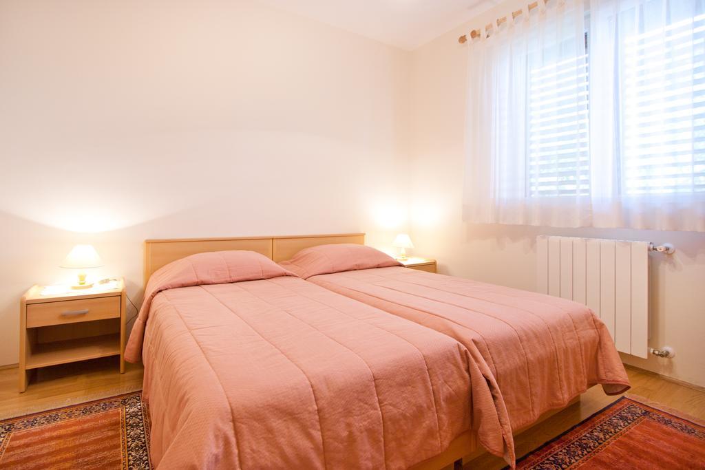 Apartments Silvia Porec Luaran gambar